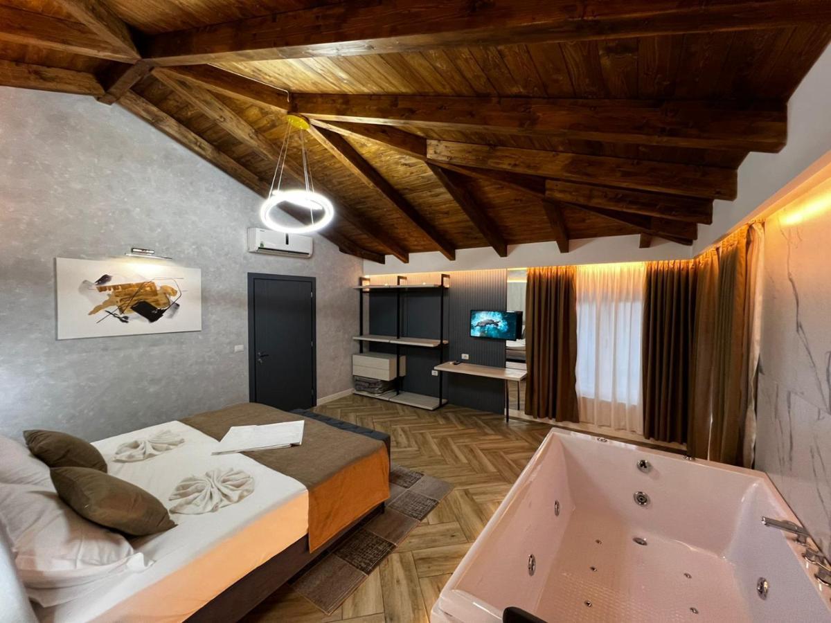 Hotel Emigranti Shkodra Kültér fotó